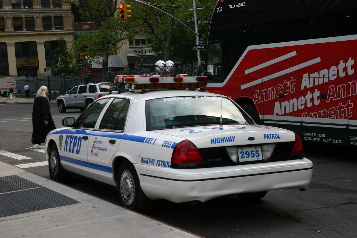 copcar dot com - The home of the American Police Car - Photo Archives