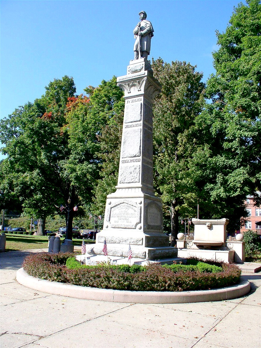 Photo: Naugatuck - Civil War Memorial - 01.jpg 