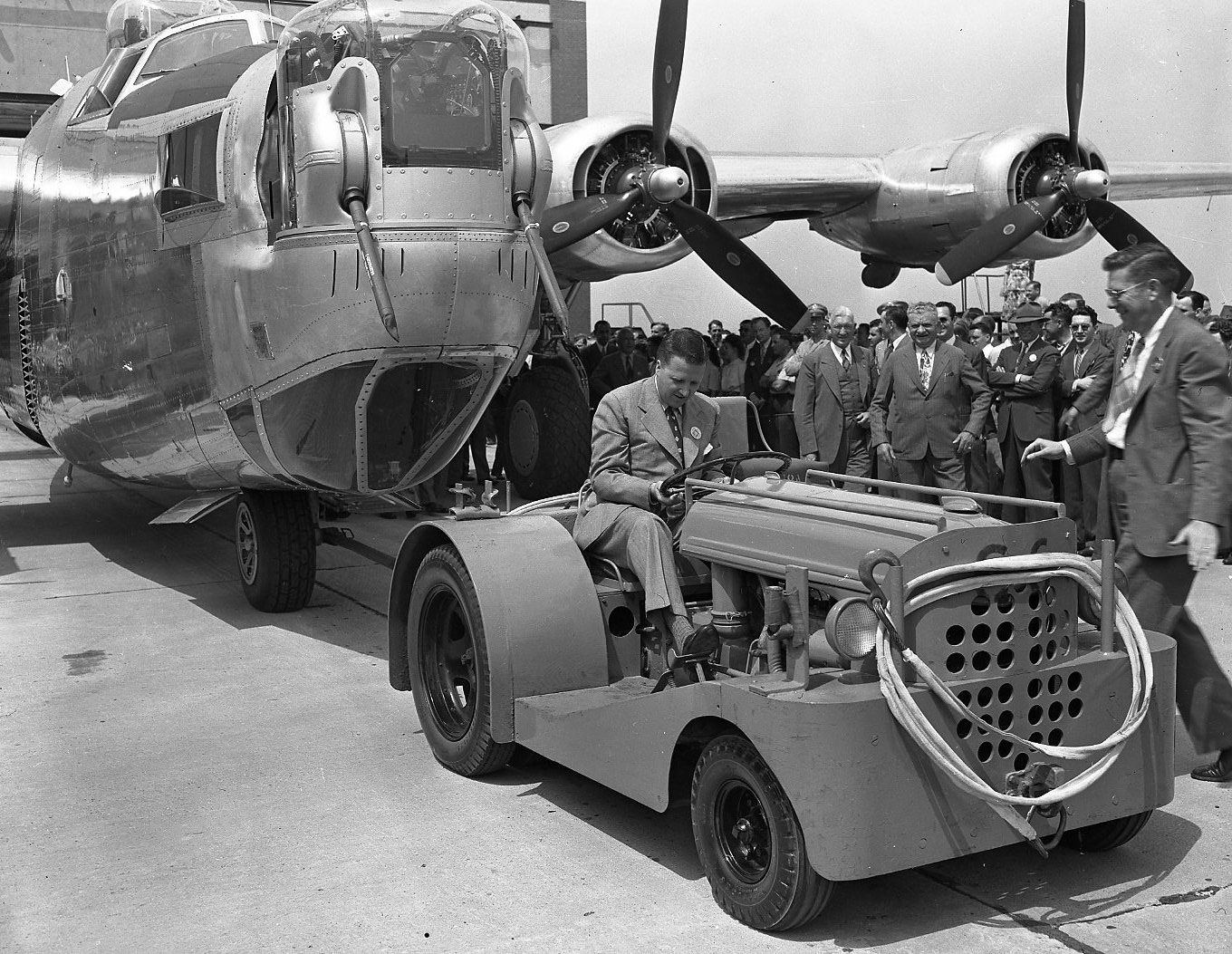 Photo: Last B-24 Built At Willow Run Towed Out By Henry Ford II | Ford ...