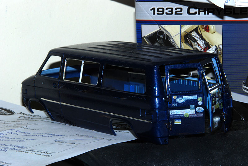 van sitting DSC 8522