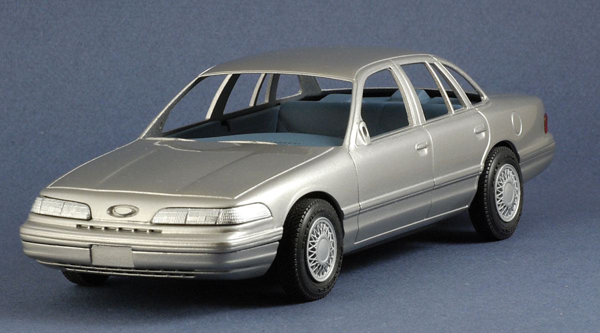 92 Crown Vic Rubbed DSC1963