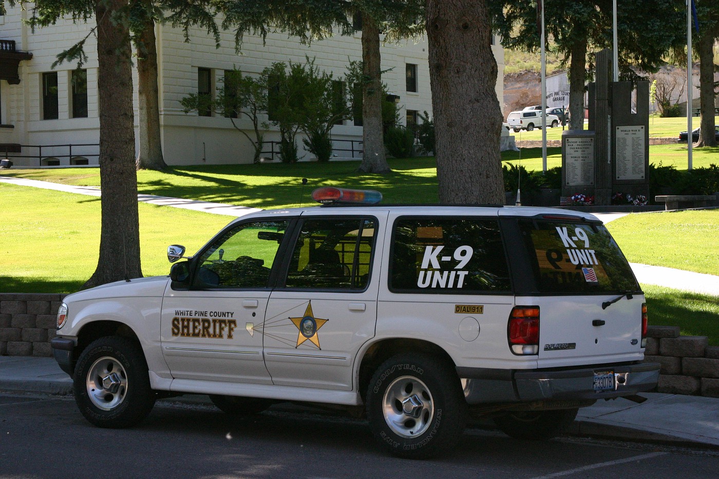 copcar dot com The home of the American Police Car Photo Archives