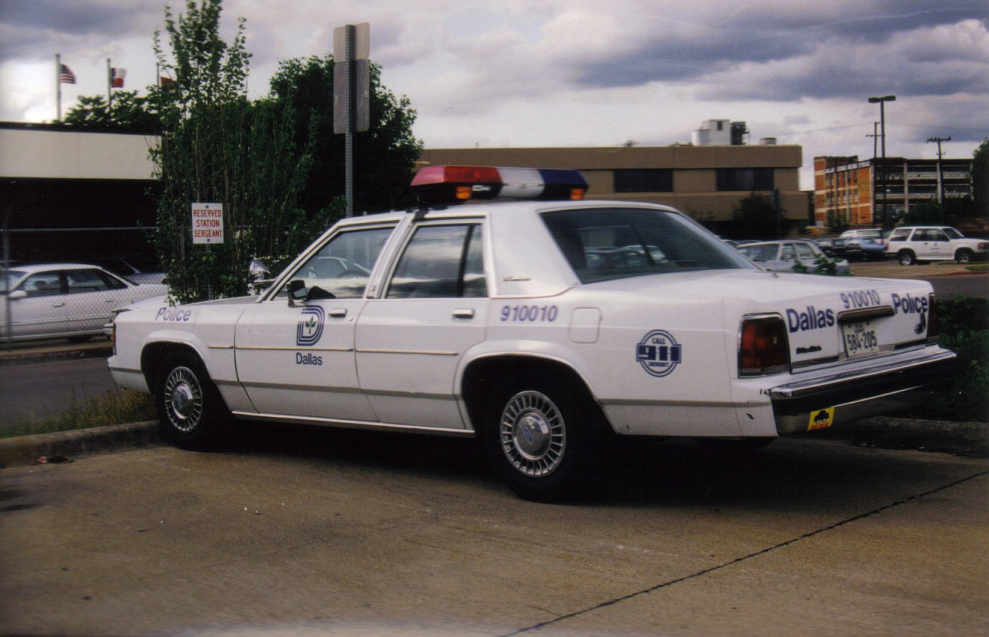 copcar dot com The home of the American Police Car Photo Archives
