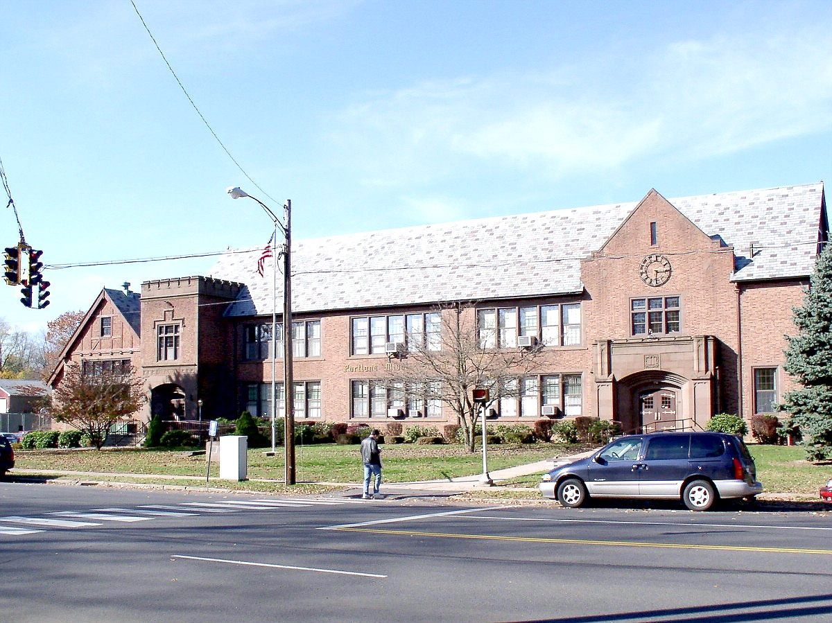 Photo: PORTLAND - FORMER PORTLAND HIGH SCHOOL - 01.jpg | PORTLAND, CT