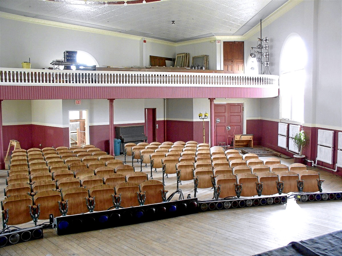 Photo DEEP RIVER TOWN HALL 09 DEEP RIVER, CT album Jerry