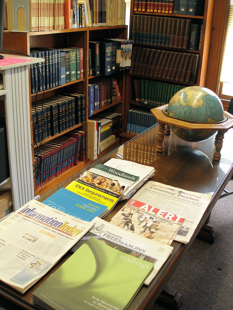 Photo MOOSUP ALDRICH FREE PUBLIC LIBRARY 18.jpg PLAINFIELD