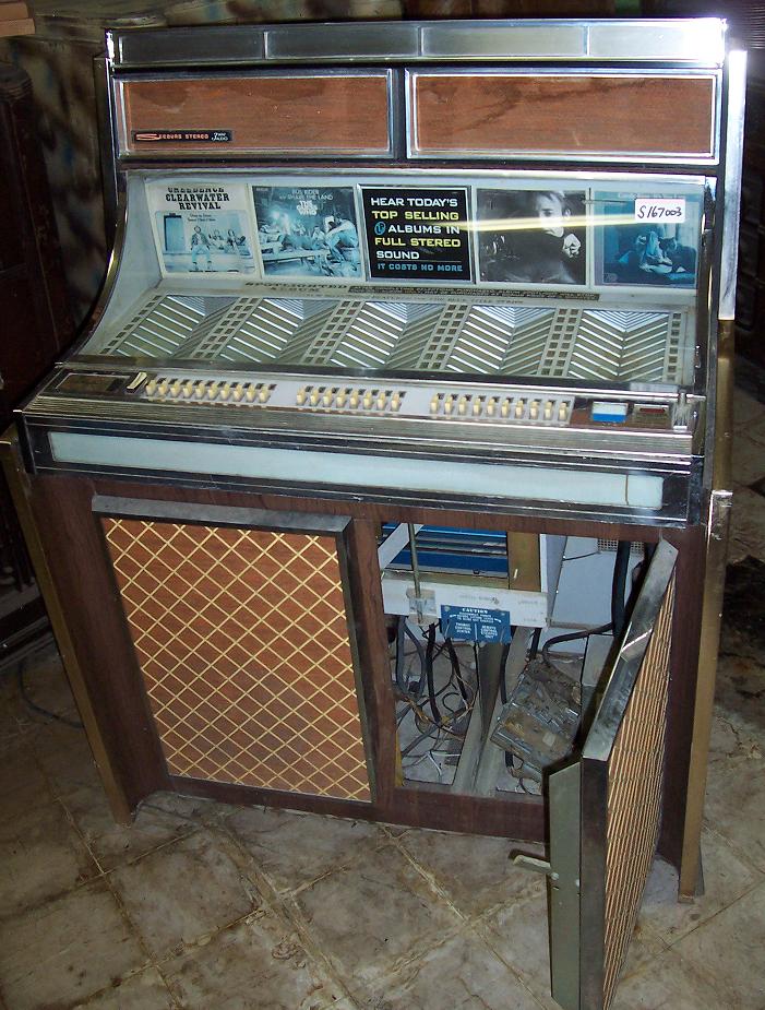 Photo SLPC480TR167003a 1964 Seeburg LPC480TR Jukebox S/N 167003