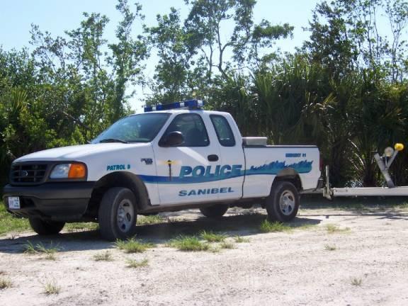 copcar dot com - The home of the American Police Car - Photo Archives