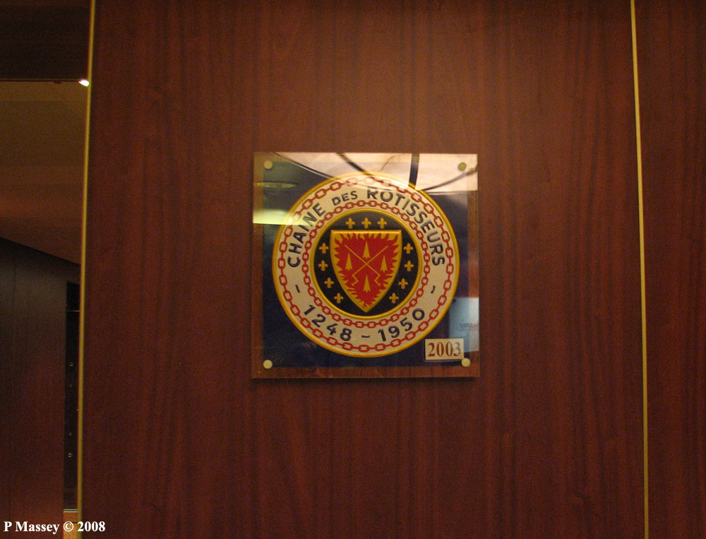 Photo Chaîne des Rôtisseurs plaque outside the Cinnamon Restaurant