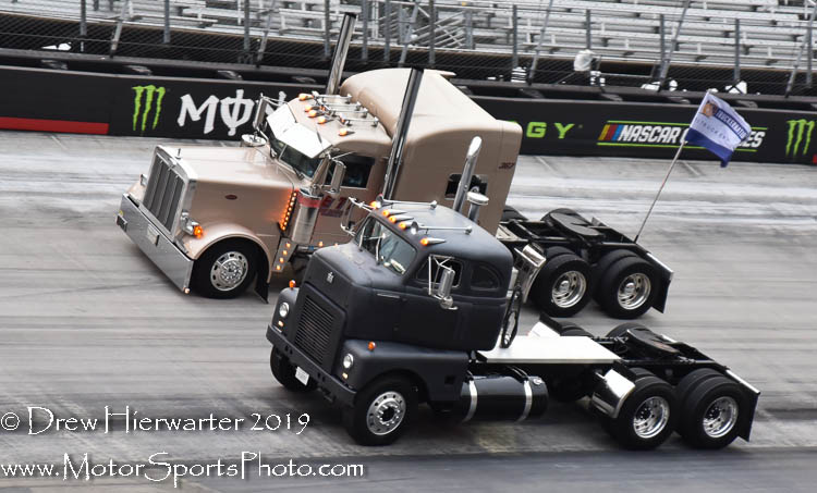 Photo: BanditRaceDay-8459 | Bandit Big Rigs Album | Drew Hierwarter ...