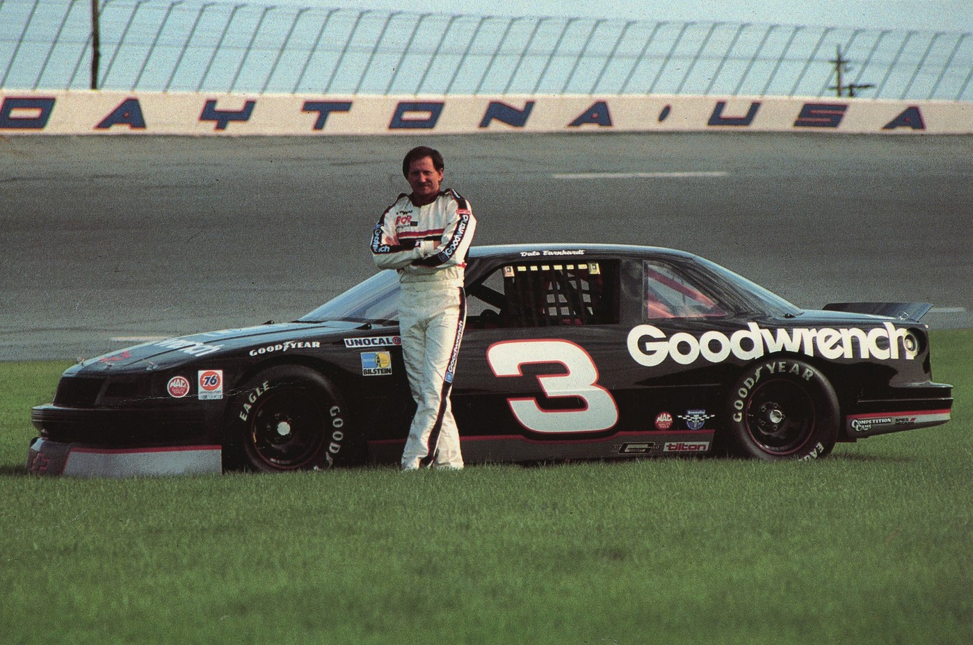 NASCAR ＃77 DALE EARNHARDT  超希少 Dale Earnhardt: Top 10 Most Expensive Diecast NASCAR Cars