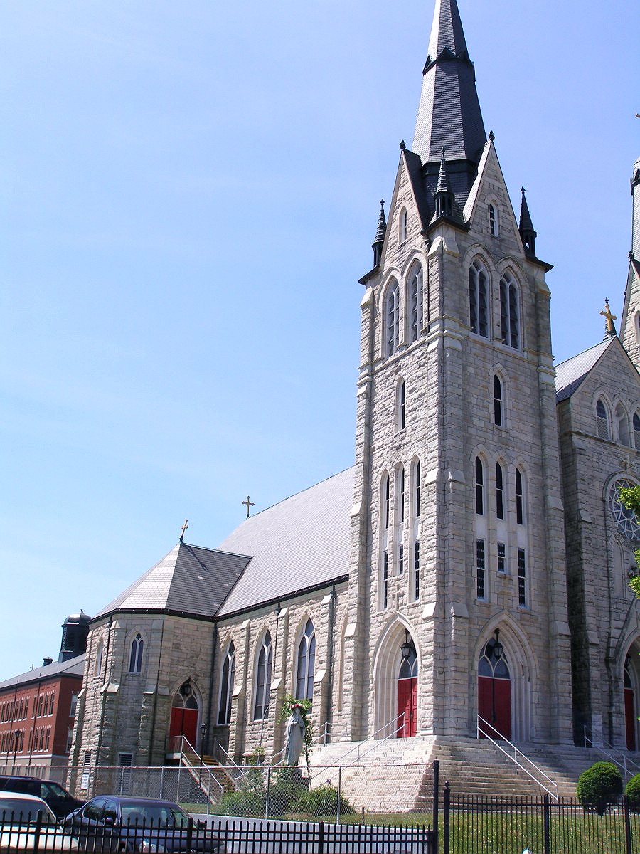 Photo: NEW BRITAIN - SACRED HEART CATHOLIC CHURCH - 01.jpg | NEW ...