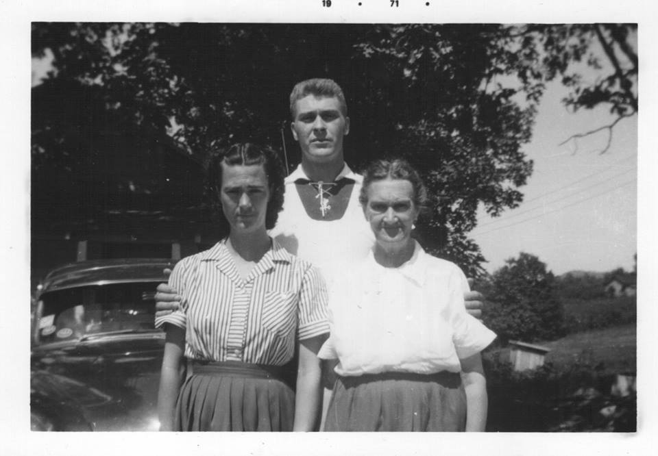 Photo: L TO R MARTHA C DUNCAN HOWARD CRABTREE & GRANDMA MARY LYDIA ...