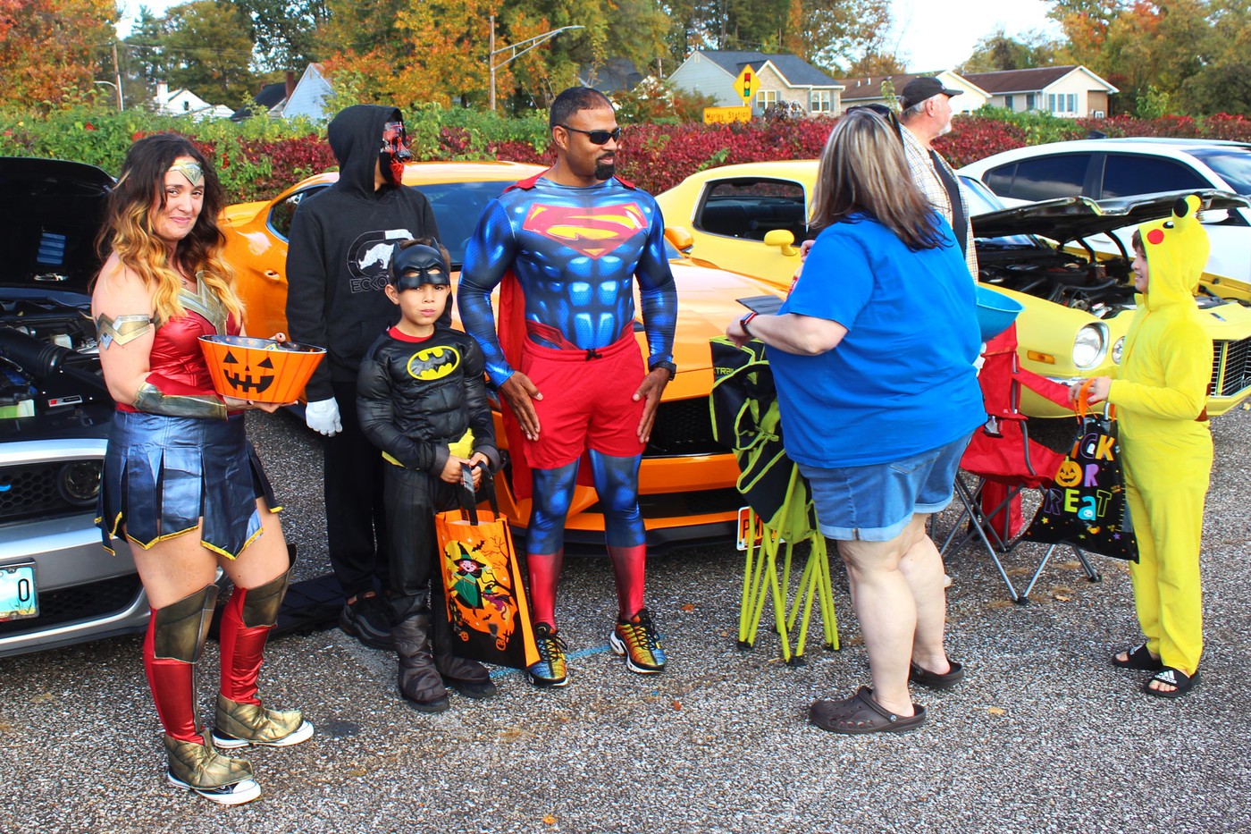 Photo IMG 0027 Lost In The Fifties Trunk Or Treat album Lyle