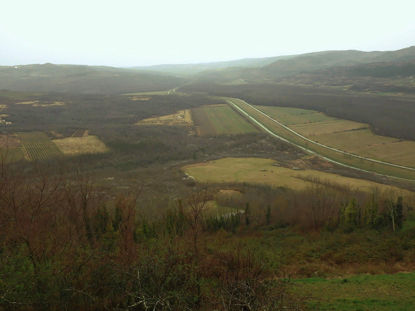 Blick von Motovun auf das Mirna-Tal